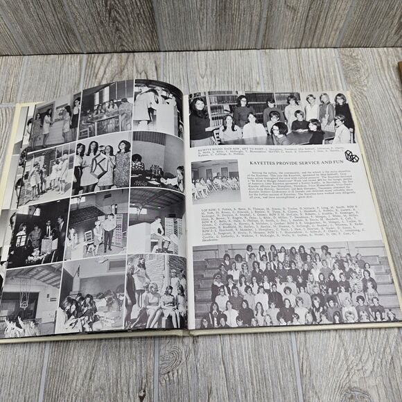 1970‎ The Wildcat Yearbook Mulvane Kansas High School - Picture 6 of 10
